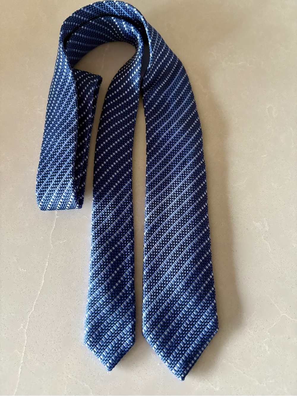 Hugo Boss Navy and Light Blue Diagonal Textured Stripe Tie